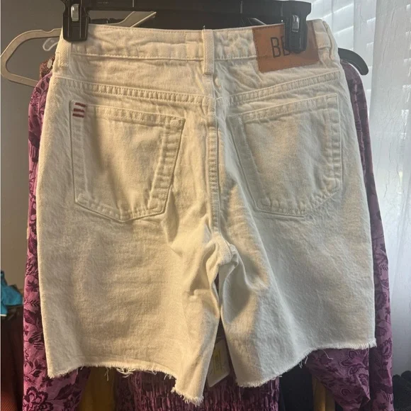 BDG White Pockets 90s Long Inseam Short NWOT Retail $59 - Picture 4 of 7